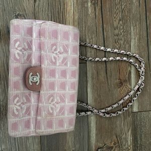 SOLD❌❌❌❌Chanel Pink Fabric Medium CC Logo Travel Line Flap Bag